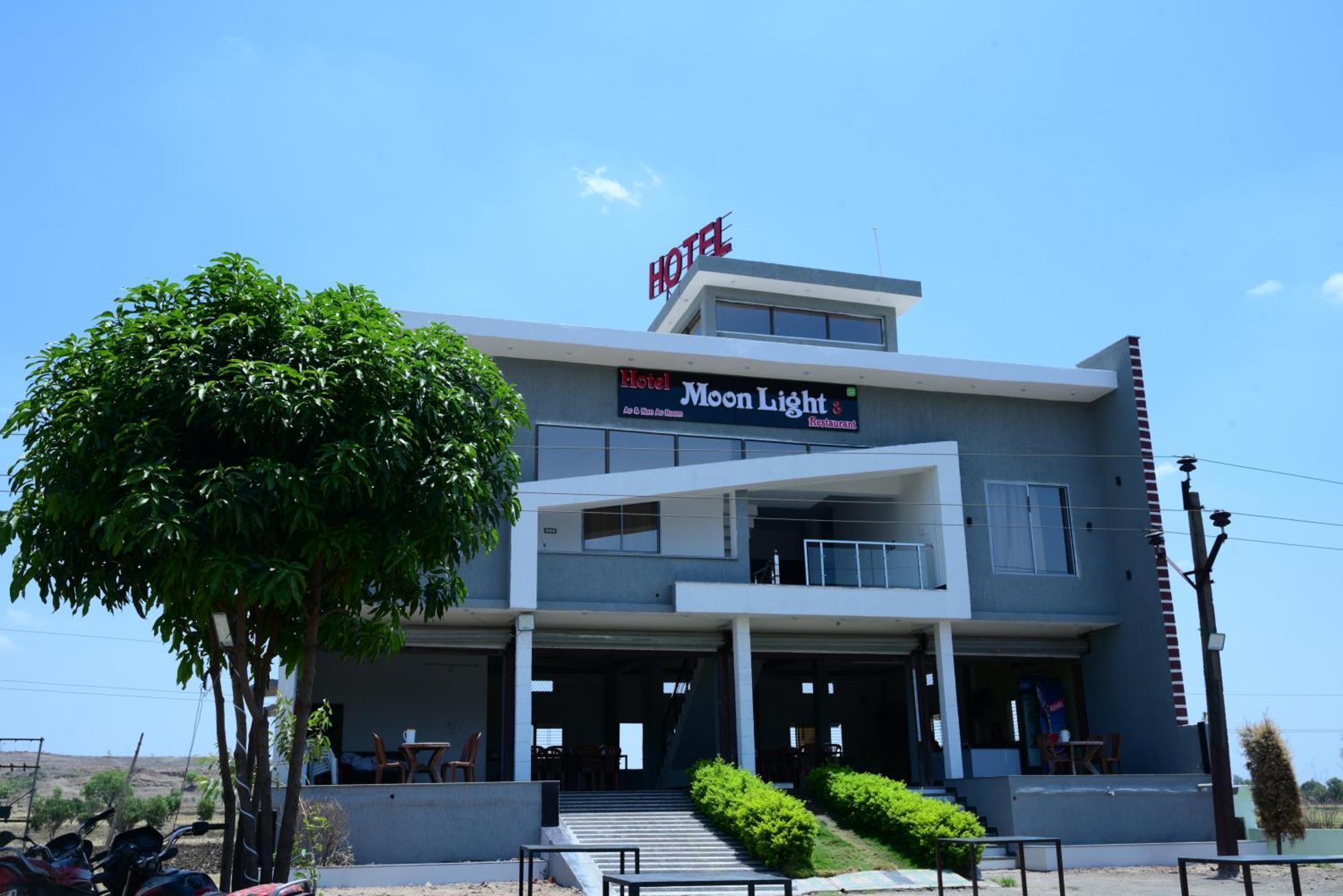 Hotel Moonlight & Restaurant Sehore Экстерьер фото
